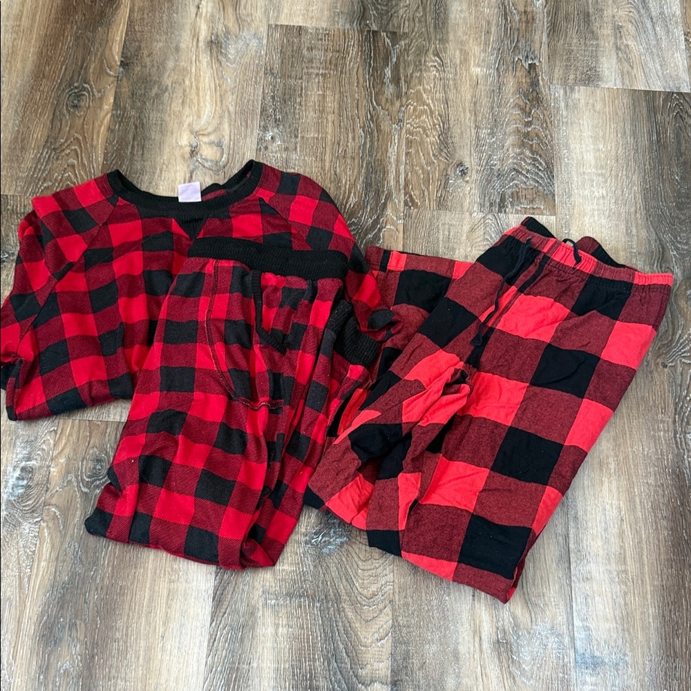 Old Navy Womens Red and Black Check Pajama Set
